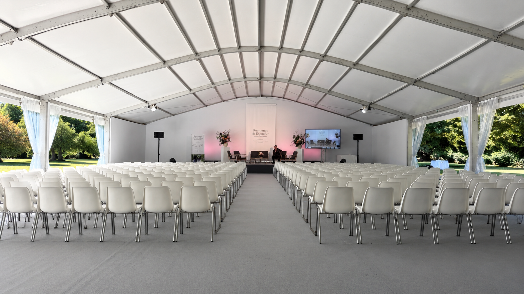 Rencontres de Faverolles – Forum de la Modeat Domaine des Oseraies: Where Fashion, Art and the Future of Luxury Meet